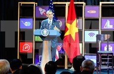 Barack Obama rencontre de jeunes entrepreneurs à Ho Chi Minh-Ville