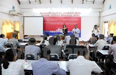 Presse: le Vietnam aide à améliorer la qualification professionnelle des journalistes laotiens