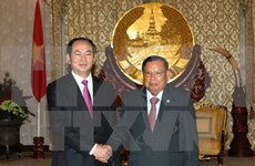 Développement des relations avec le Laos et le Cambodge