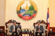 Le vice-PM Pham Binh Minh rencontre des dirigeants laotiens