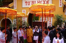 Le Premier ministre indien se rend à la pagode Quan Su