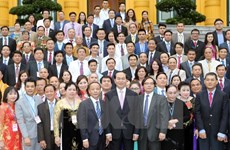 Tran Dai Quang rencontre des responsables de PME exemplaires
