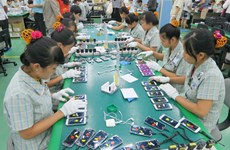 Les téléphones et leurs accessoires, premières exportations du Vietnam en 2016 