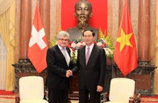 Le Vietnam prend en haute considération les relations avec la Suisse 