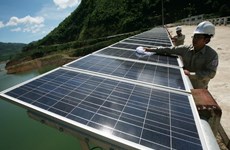 Le groupe indien Tata entend investir dans un projet d’énergie solaire à Binh Phuoc 