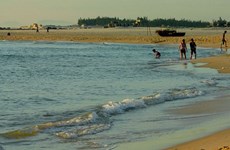 Un an après Formosa, le tourisme balnéaire de Quang Tri reprend des couleurs
