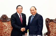 Le Vietnam aidera le Laos à développer ses infrastructures de transport