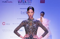La Semaine de la mode internationale 2017 s'ouvre à Hô Chi Minh-Ville