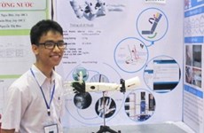 Un élève vietnamien fabrique avec succès un « bras robotisé pour les personnes handicapées»