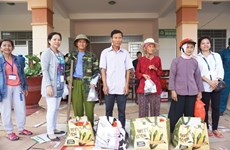 Long An : l'Agence Vietnamienne d'Information aux côtés des localités frontalières