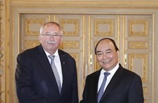Le PM Nguyen Xuan Phuc rencontre des dirigeants du Land de Hesse