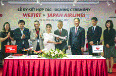 Vietjet Air et  Japan Airlines signent un accord de coopération intégrale