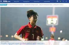Une  footballeuse vietnamienne honorée par la FIFA