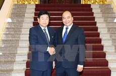 Le PM Nguyen Xuan Phuc reçoit l'ancien gouverneur de la ville sud-coréenne d’Osan 
