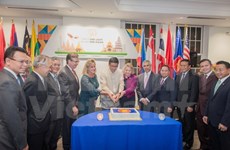 Célébration des 50 ans de la fondation de l’ASEAN aux Etats-Unis et en Espagne
