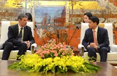 Renforcer l'échange commercial entre Hanoi et les entreprises britanniques