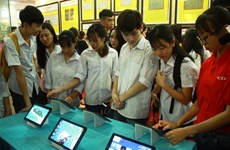 L'exposition "Hoàng Sa et Truong Sa du Vietnam-Les preuves historiques et juridiques" à Tuyen Quang