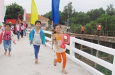Viêt Kiêu : Collecte de fonds pour la construction de ponts dans les zones rurales