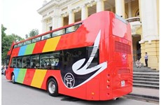 Ouverture des lignes de bus à deux étages pour les touristes à Hanoï