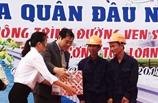 Les autorités de Da Nang se rendent sur les chantiers d’ouvrages de pointe