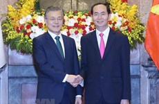 Le président Tran Dai Quang et son homologue sud-coréen président un point presse conjoint