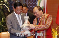 GMS-6 et CLV-10 : le PM Nguyen Xuan Phuc reçoit le vice-président birman