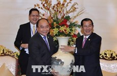 Vietnam et Cambodge affirment la détermination de consolider les relations bilatérales