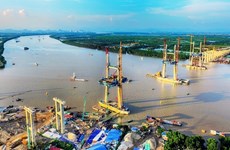 Raccordement du pont de Bach Dang reliant Quang Ninh à Hai Phong