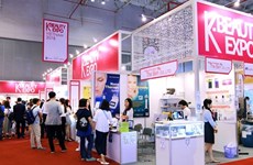 Les produits cosmétiques sud-coréens "envahissent" le Vietnam