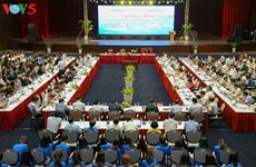 Cent scientifiques suggèrent à Quang Ninh des solutions pour profiter de l’industrie 4.0