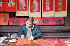 Exposition de six mouvements de peintures folkloriques du Vietnam