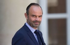 Le Premier ministre français au Vietnam