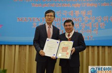 Un dirigeant de Ho Chi Minh-Ville reçoit l’Ordre du Mérite culturel sud-coréen