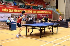 Un tournoi international de tennis de table commence à Hai Duong