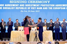 Le Vietnam et l'UE signent les accords de libre-échange et de protection des investissements