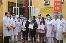 Ha Nam: trois patientes d'infection par le coronavirus annoncées guéries
