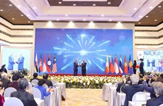 Clôture du 37e Sommet de l’ASEAN et des réunions connexes