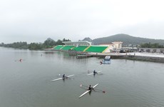 Les sportifs vietnamiens d’aviron et de canoëing se préparent aux SEA Games 31