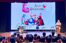 La comédie musicale "Alice au pays des merveilles" lancée pour les jeunes 