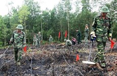Des amis américains soutiennent le règlement des conséquences des bombes et mines au Vietnam