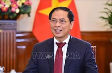 Activités du ministre des Affaires étrangères Bui Thanh Son au Sommet de l’APEC 2022