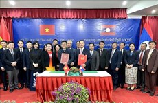 La 32e réunion entre les délégations frontalières vietnamienne et lao