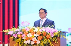 Le PM appelle à promouvoir la beauté de la culture, de la tradition et des aspirations vietnamiens