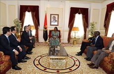 Une délégation du Parti en visite de travail en Angola