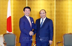 Le Premier ministre Nguyen Xuan Phuc reçoit les dirigeants de certaines localités japonaises