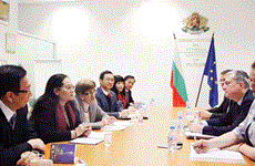 Une délégation de haut niveau du Conseil populaire de Ho Chi Minh-Ville en Bulgarie