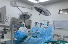 23 patients atteints du COVID-19 testés négatifs pour la 2e fois au Vietnam
