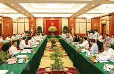 Le Bureau politique travaille avec la permanence du Comité du Parti de Ho Chi Minh-Ville