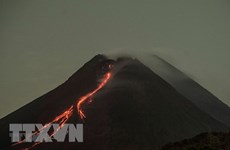 Éruption volcanique aux Philippines: des milliers de personnes évacuées