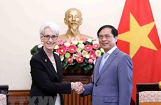 Le ministre des Affaires étrangères reçoit la sous-secrétaire d'État américaine Wendy Sherman